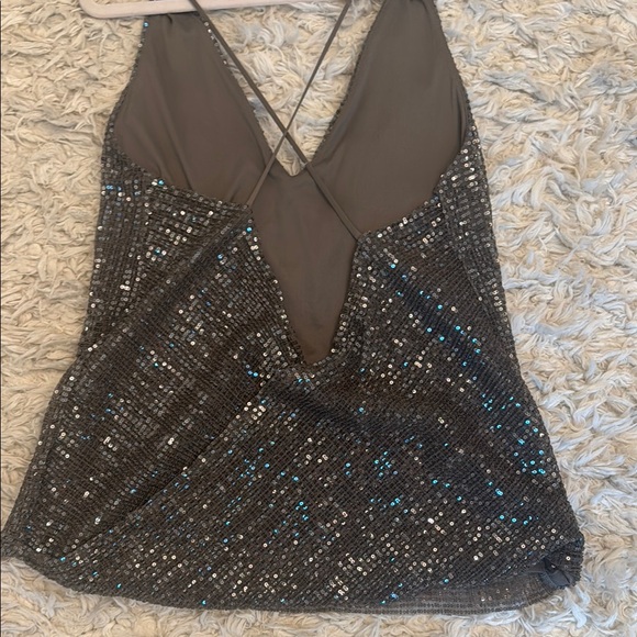 Express Black Sequin Sleeveless Camisole - Picture 6 of 9
